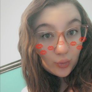 Meet your Posher, Mckyeli